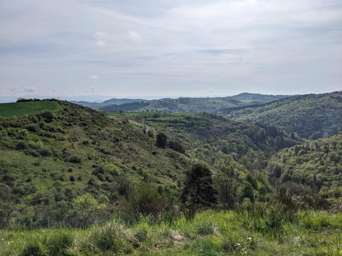 La Grange, Le Hameau Des Volcans - Deconnexion Face A La Vue Saint-Just-pres-Brioude المظهر الخارجي الصورة